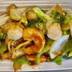 Best Scallop & Shrimp with Mixed Vegetables in Bedford Heights, OH